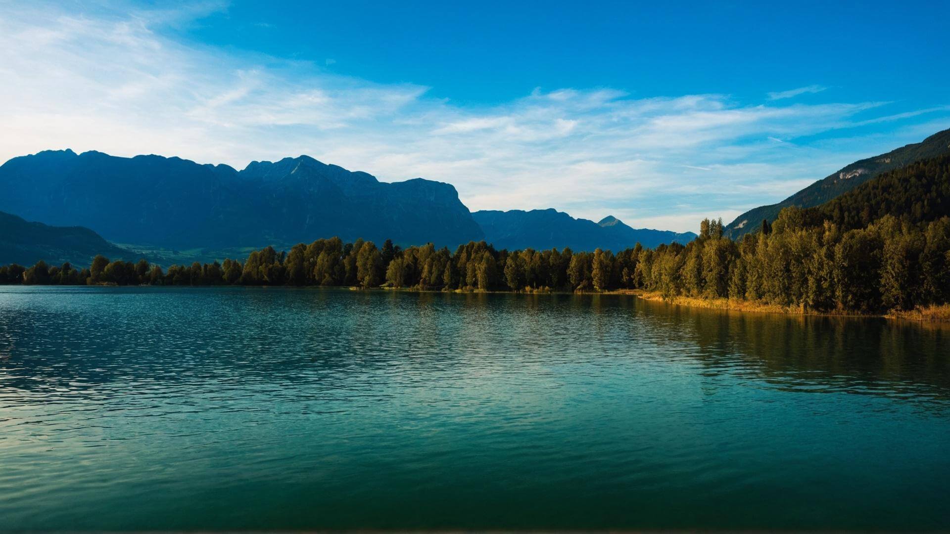 Can you swim in Lago di Caldaro?