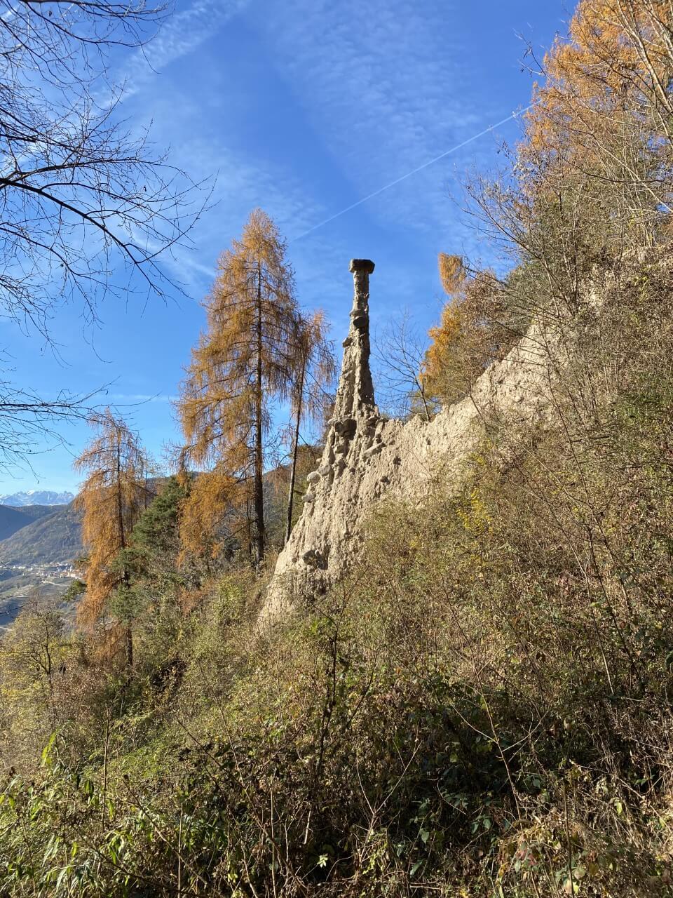 Erdpyramiden von der Ferne